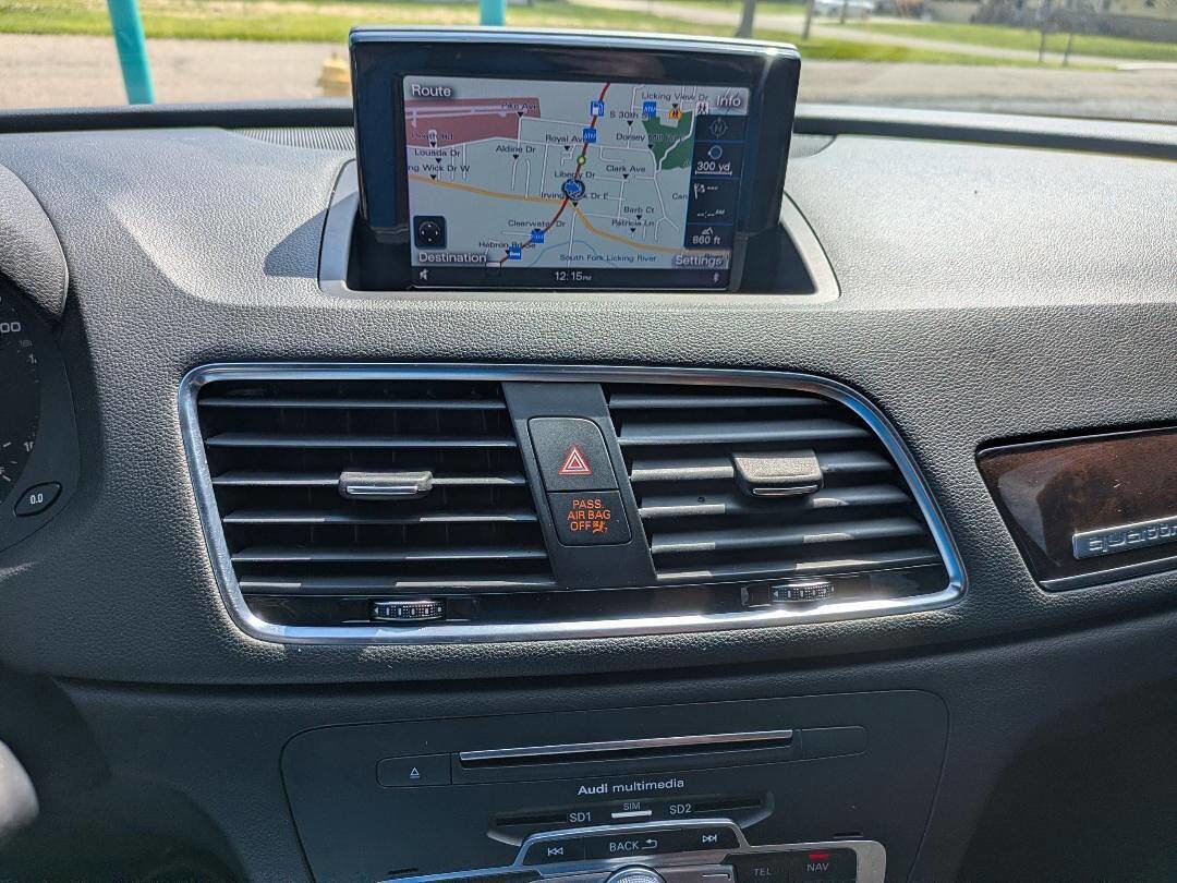 Used 2016 Audi Q3 2.0T Prestige w/ Prestige Package image 17