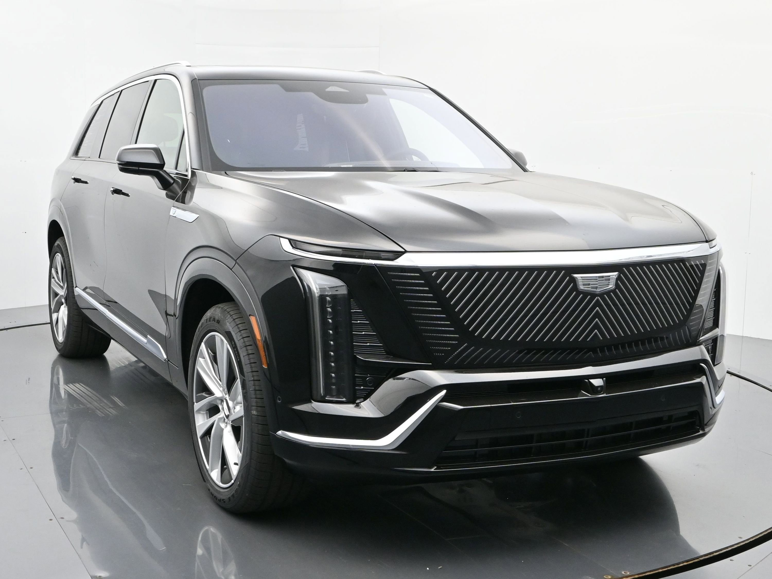 New 2026 Cadillac Vistiq Luxury w/ LPO, Floor Liner Package image 8