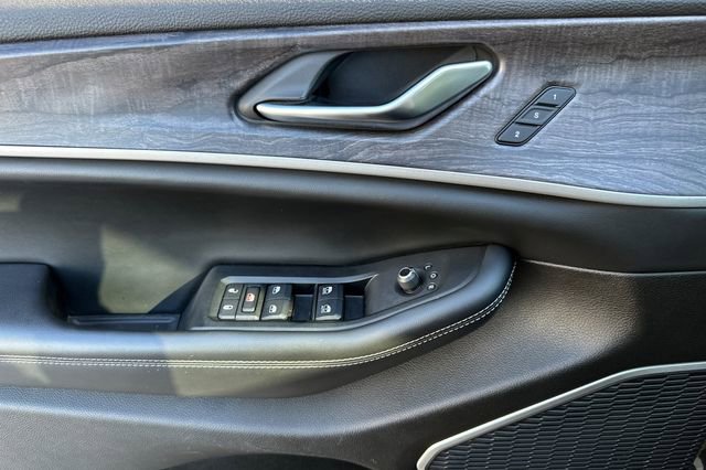 Certified 2022 Jeep Grand Cherokee Limited 4xe w/ Luxury Tech Group II image 11