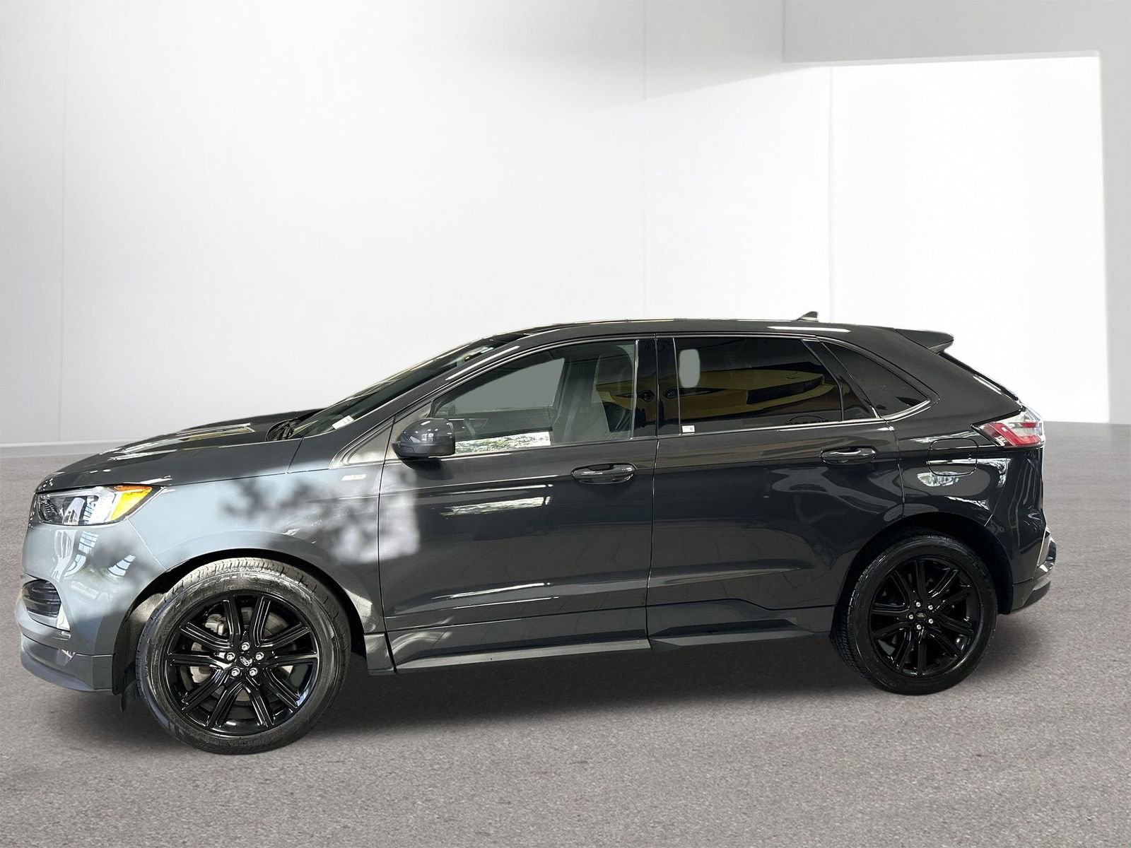 Used 2021 Ford Edge ST-Line AWD/4WD image 35
