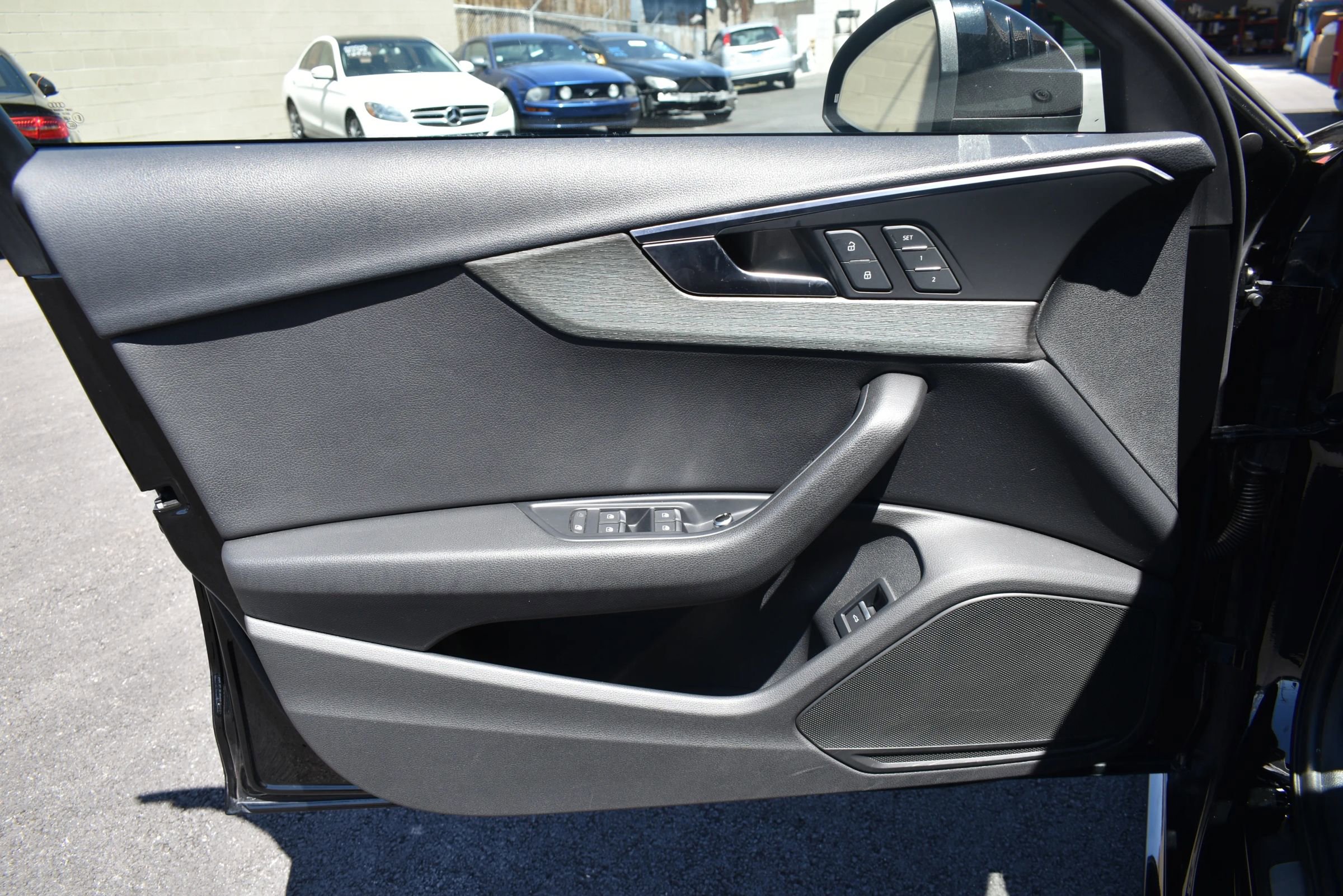 Used 2018 Audi A4 2.0T Ultra Premium w/ Convenience Package image 5