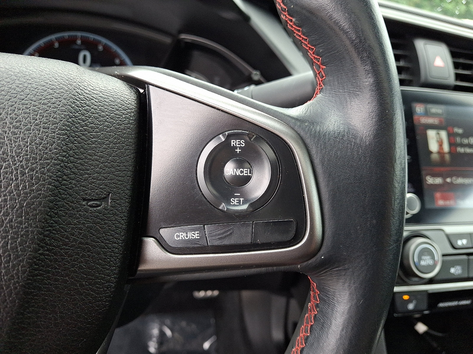 Used 2019 Honda Civic Si image 22