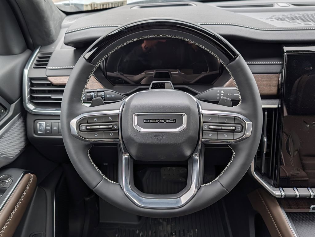 New 2026 GMC Acadia Denali Ultimate w/ LPO, Floor Liner Package AWD/4WD image 36