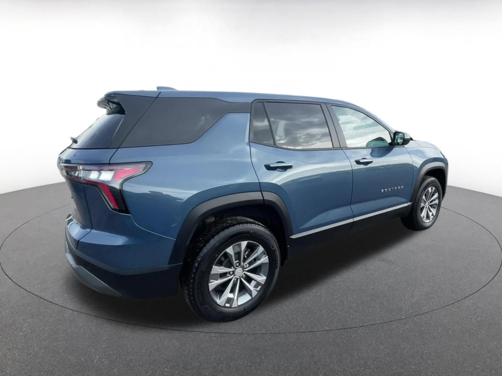 Used 2025 Chevrolet Equinox LT image 15