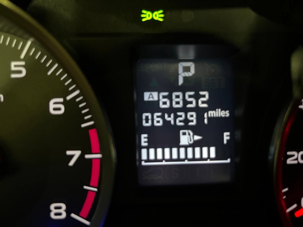 Used 2016 Subaru Crosstrek 2.0i Premium AWD/4WD image 9