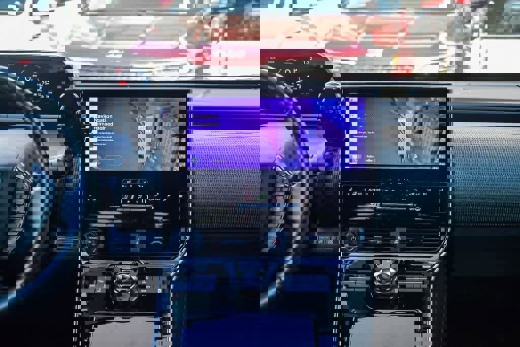 Used 2023 Toyota bZ4X XLE w/ Weather Package image 13