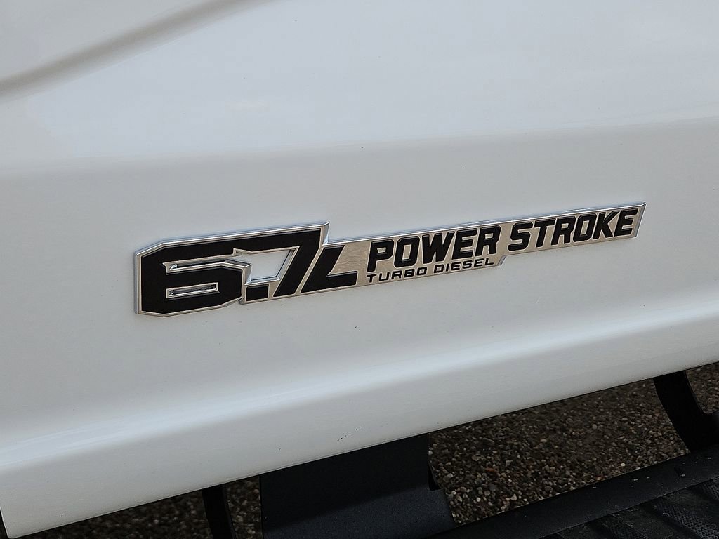 New 2026 Ford F250 XLT image 6