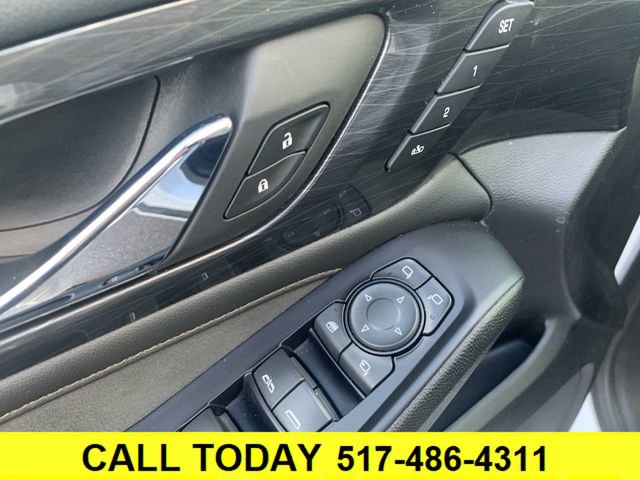 Certified 2022 Chevrolet Traverse High Country image 24