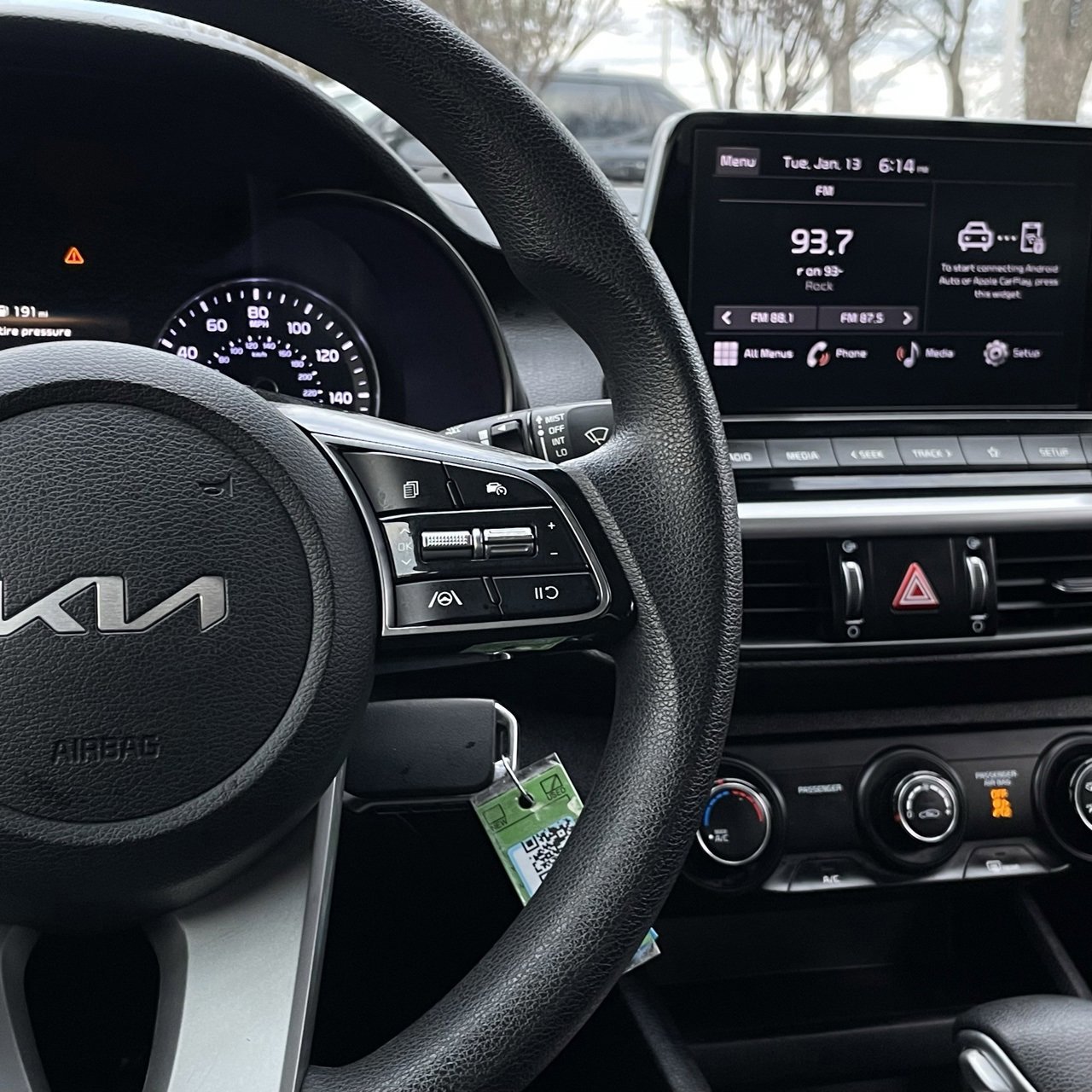 Used 2023 Kia Forte LX image 14