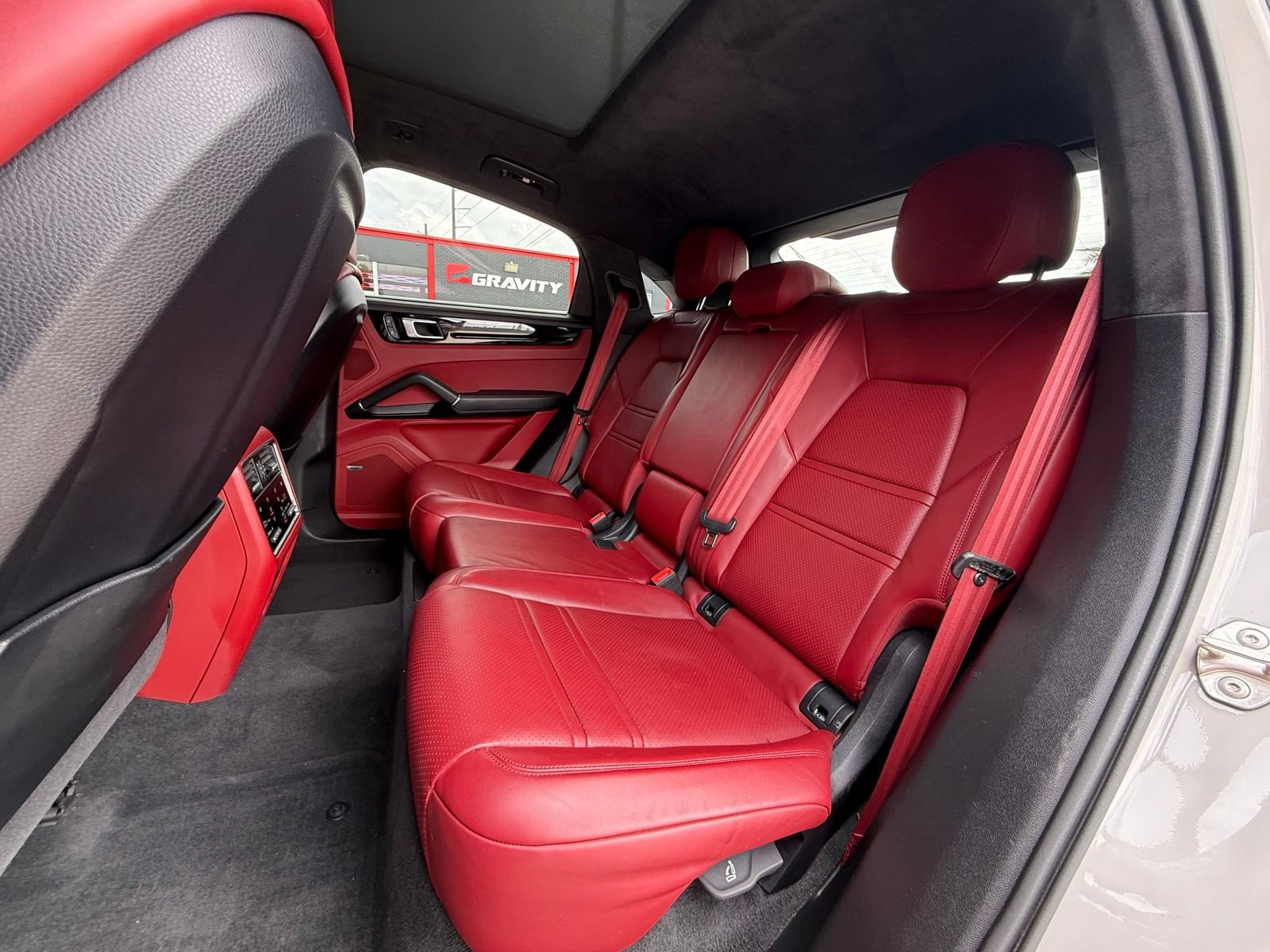 Used 2023 Porsche Cayenne GTS AWD/4WD image 21