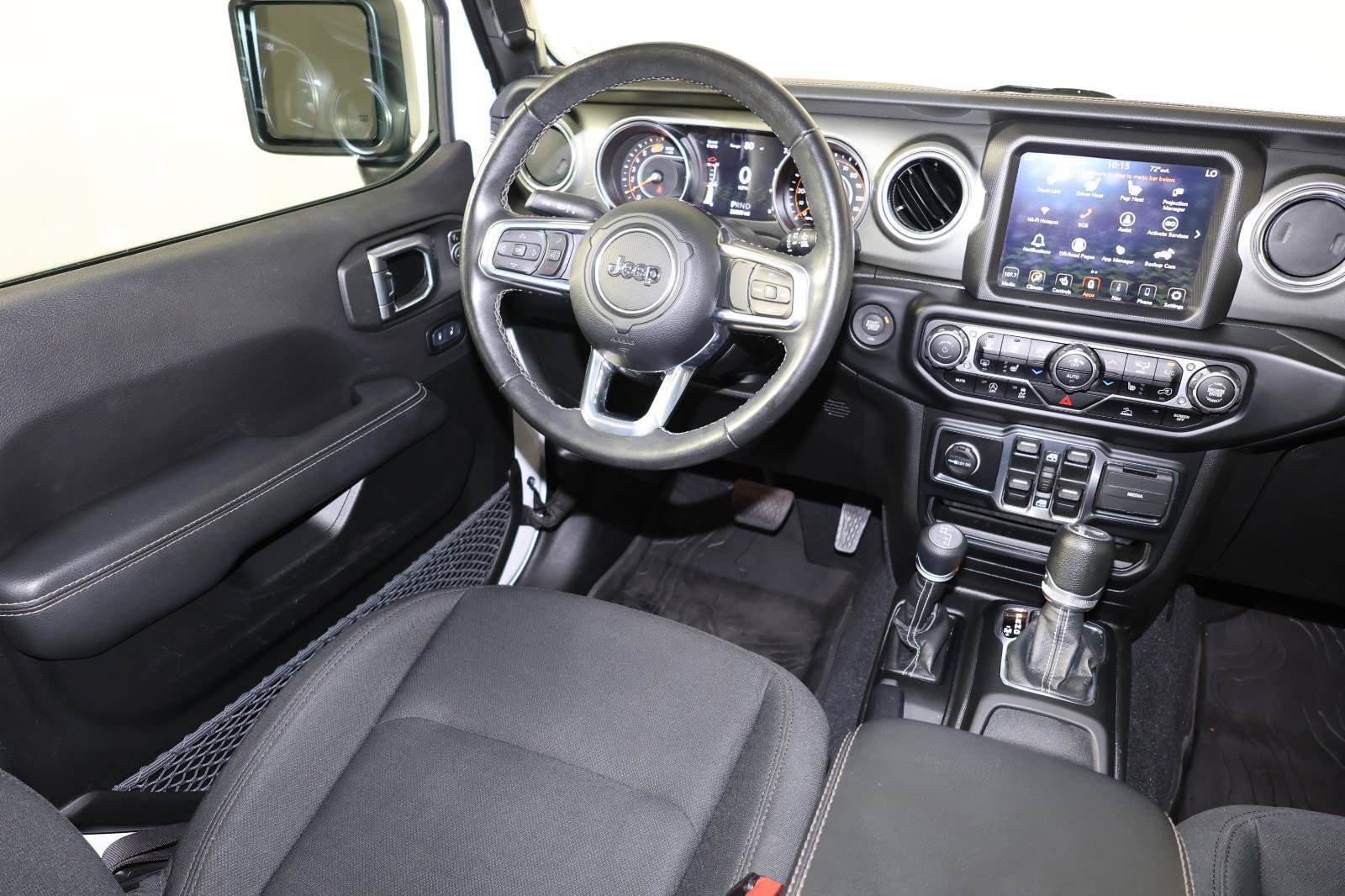 Used 2023 Jeep Wrangler Unlimited Sahara w/ LED Lighting Group AWD/4WD image 9
