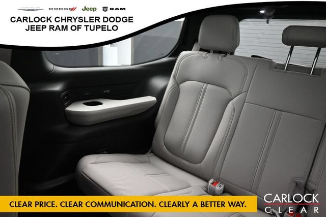 New 2026 Jeep Grand Wagoneer 4WD w/ Premium Group I image 34