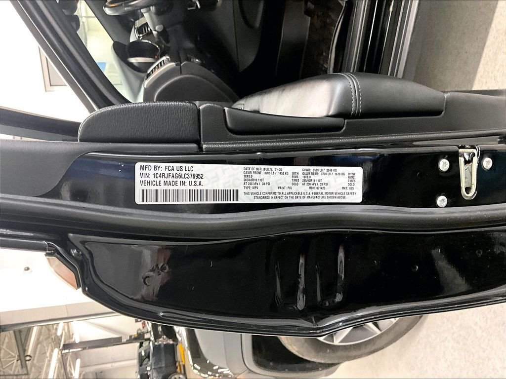 Used 2020 Jeep Grand Cherokee Laredo w/ Quick Order Package 2BN North AWD/4WD image 33