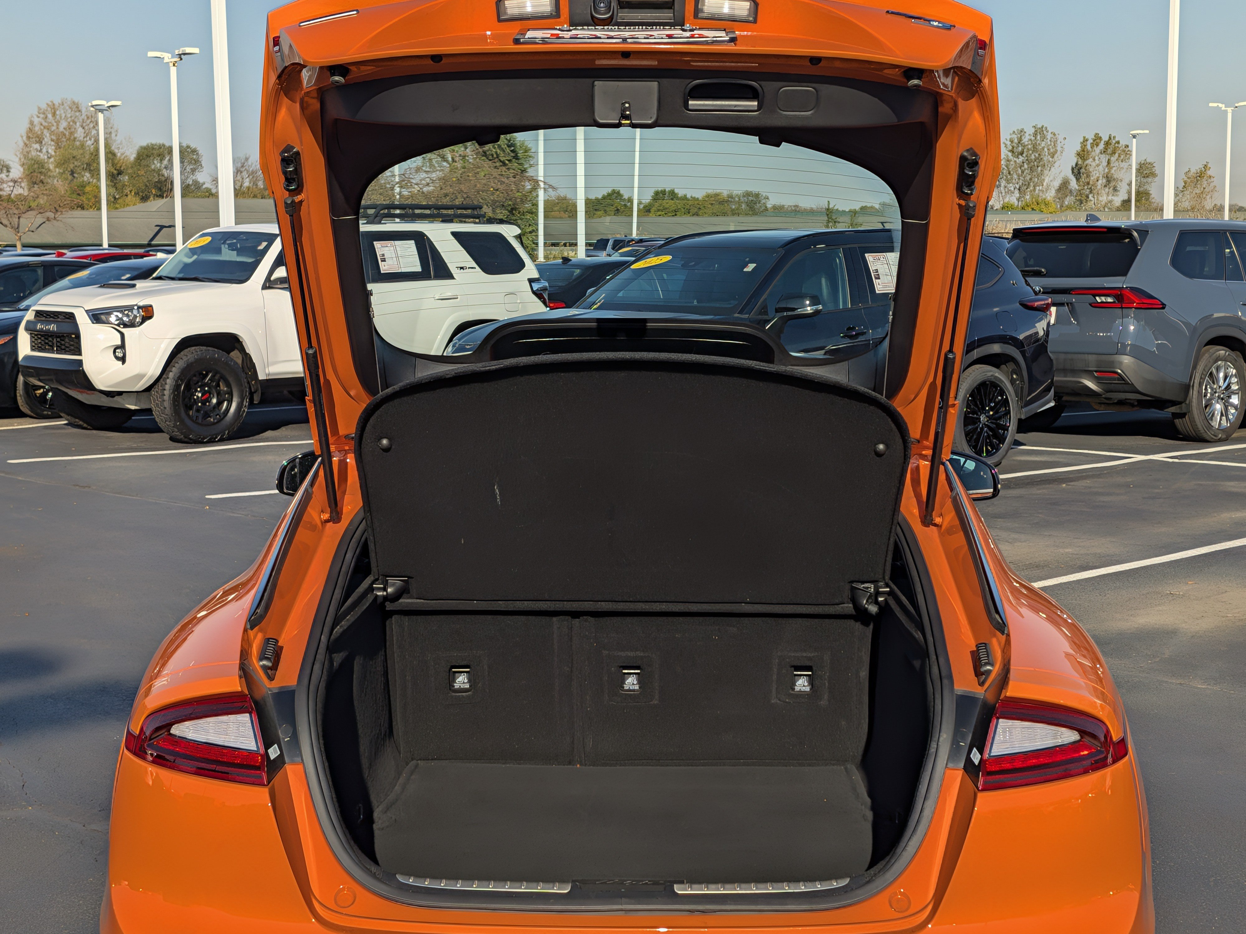 Used 2019 Kia Stinger GTS AWD/4WD image 22