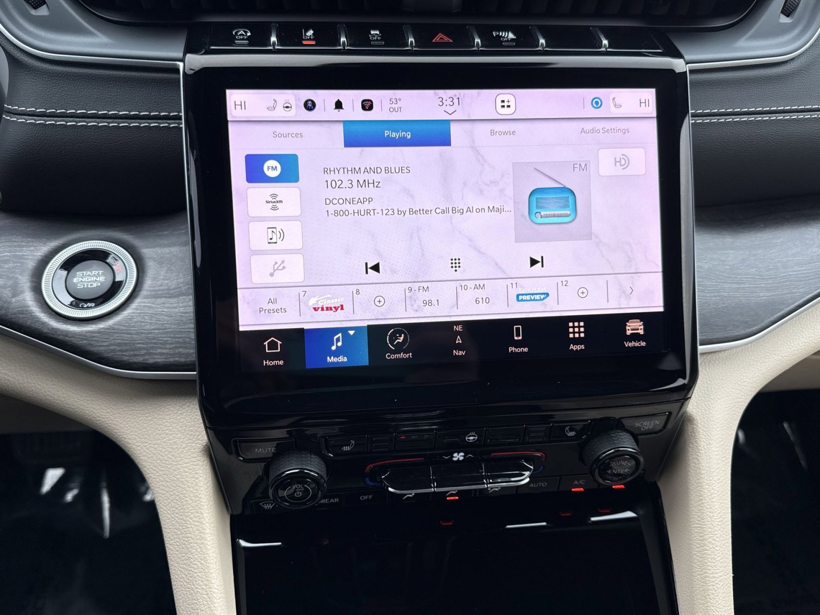 Used 2023 Jeep Grand Cherokee L Limited image 18