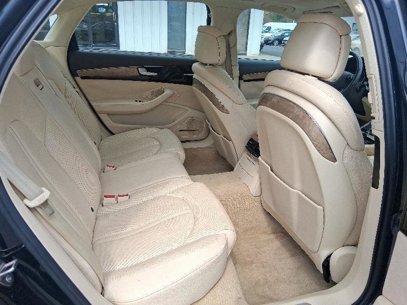 Used 2011 Audi A8 L 4.2 image 22