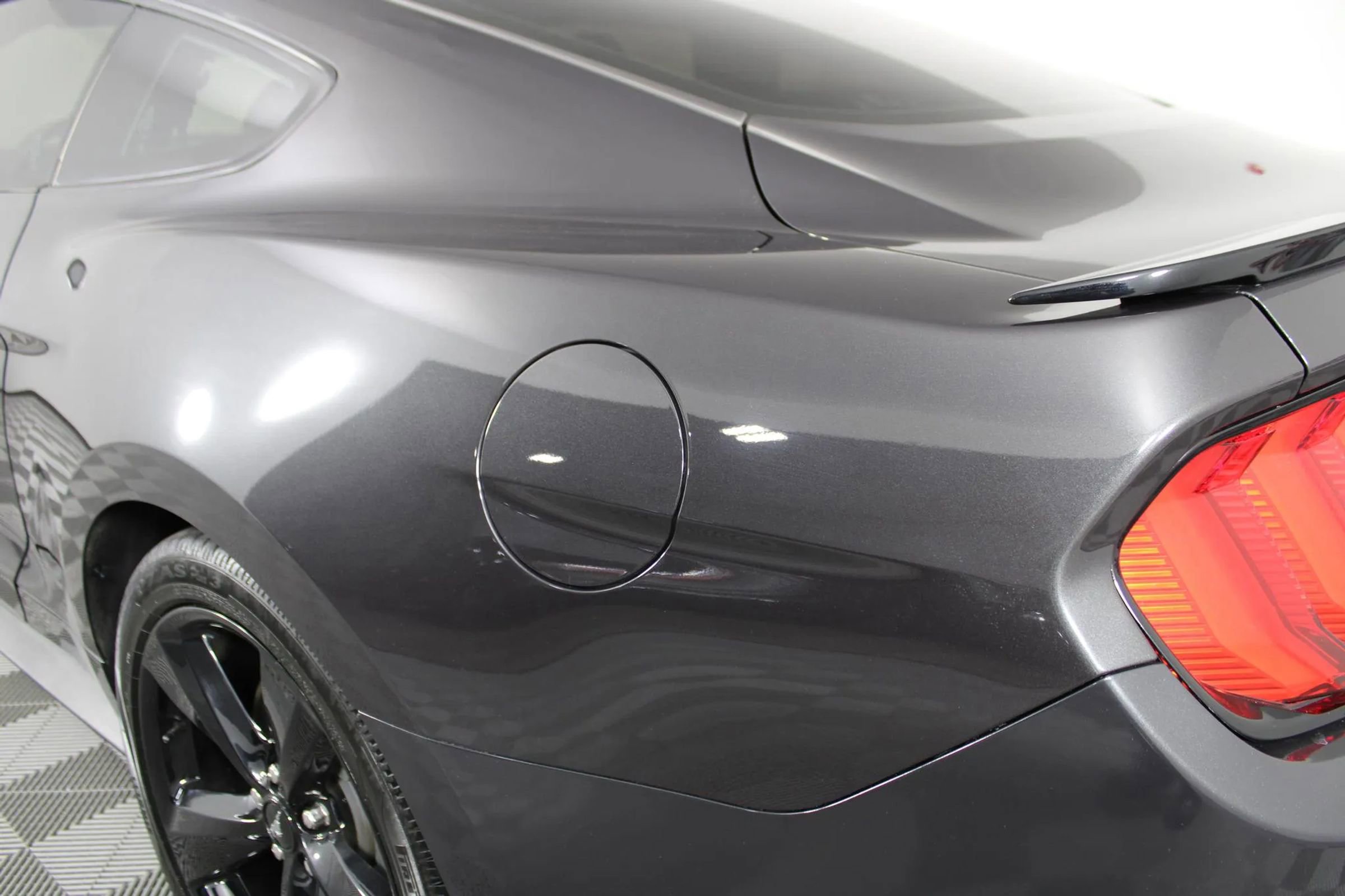 Used 2022 Ford Mustang GT Premium w/ Equipment Group 401A image 27