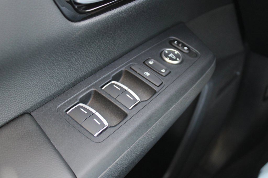 Certified 2025 Honda CR-V Sport Touring image 32