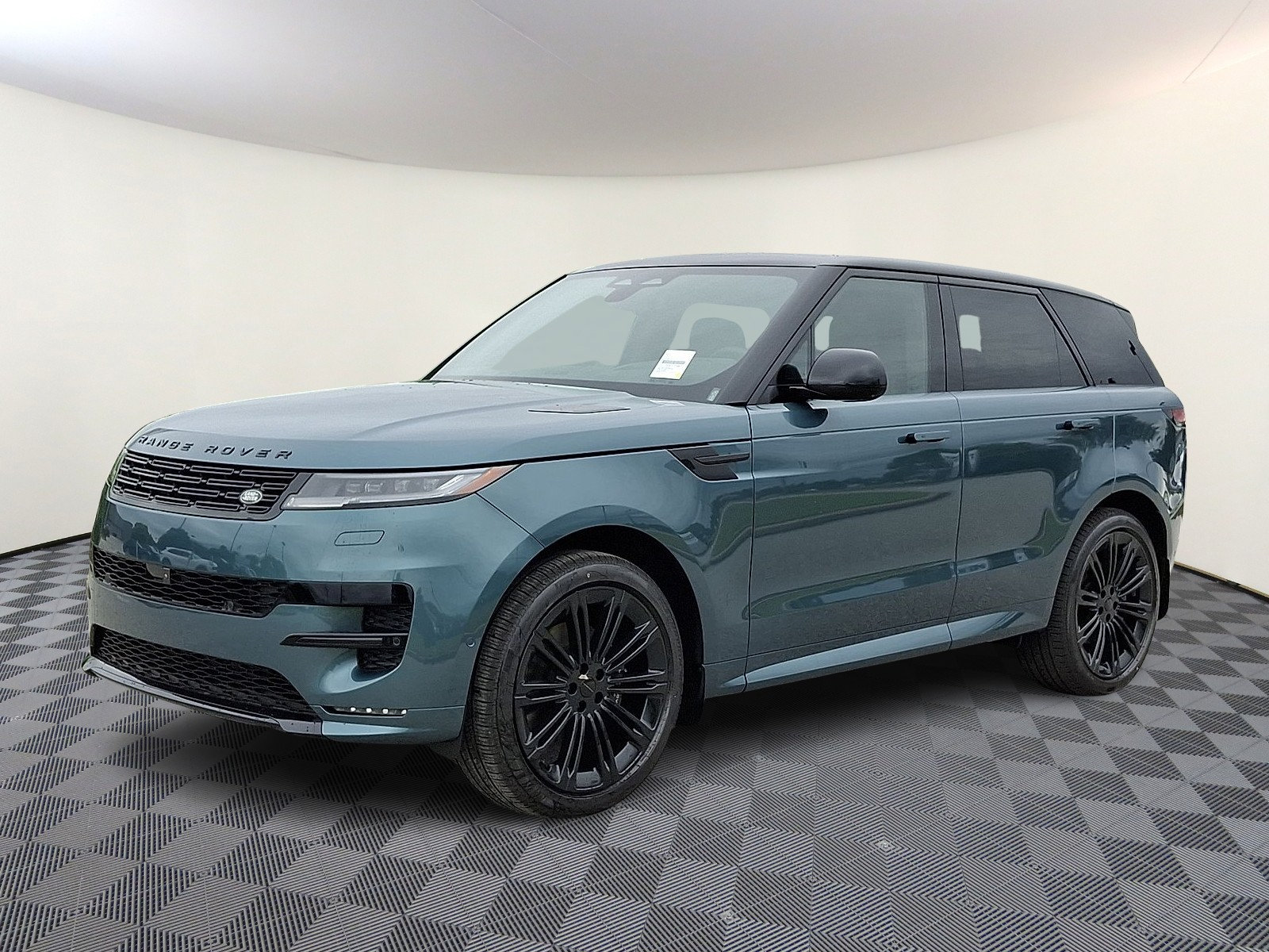 New 2026 Land Rover Range Rover Sport Dynamic SE