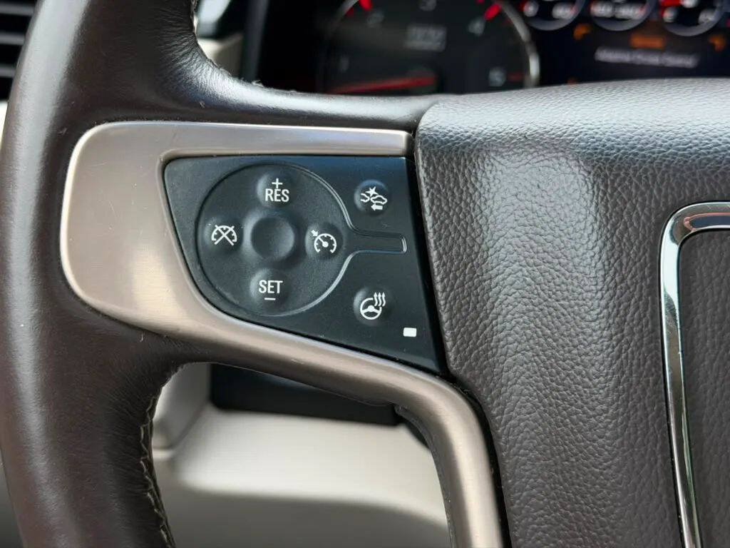 Used 2015 GMC Yukon Denali w/ Premium Package AWD/4WD image 12