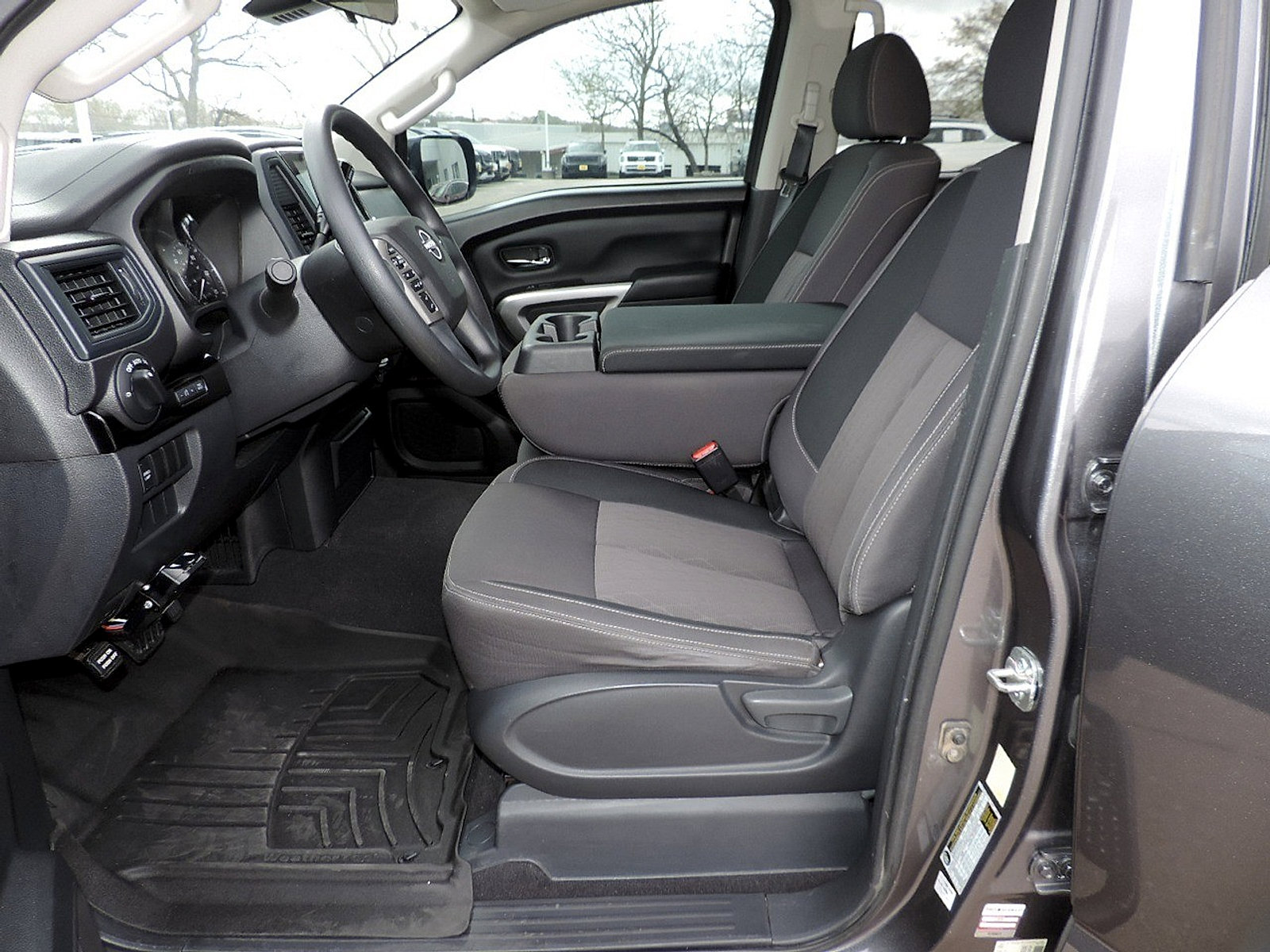 Used 2023 Nissan Titan SV w/ Accessory Utility Package AWD/4WD image 16
