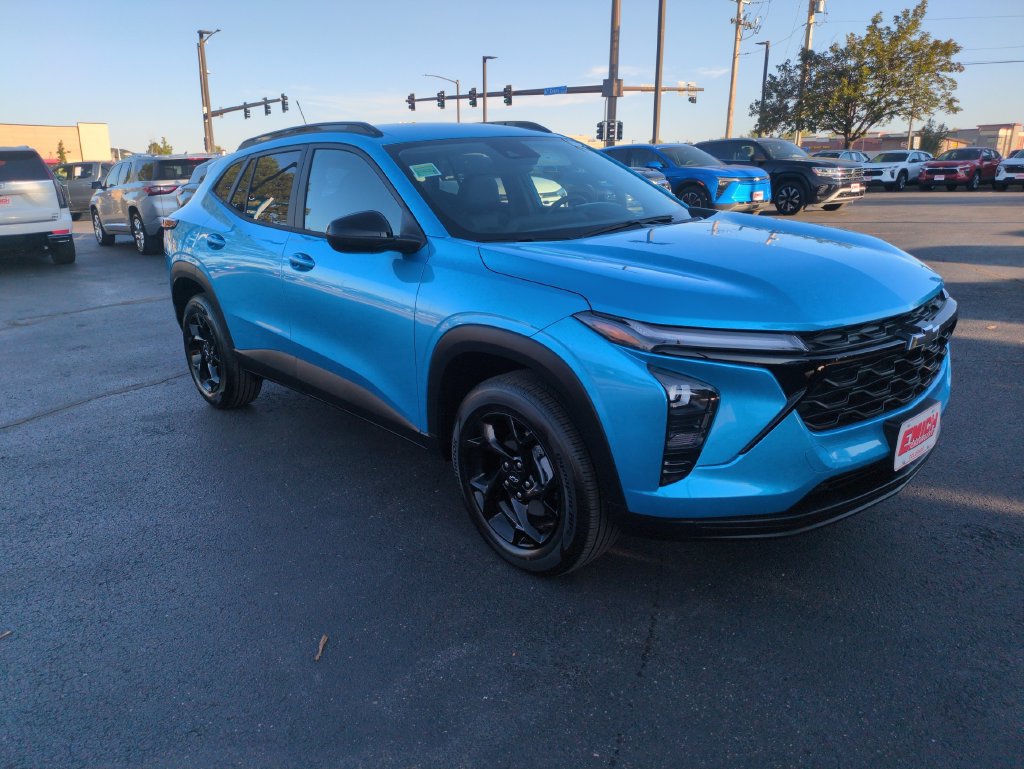New 2026 Chevrolet Trax LT w/ Driver Confidence Package FWD image 15