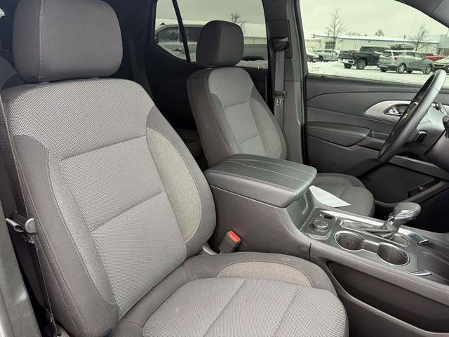 Used 2023 Chevrolet Traverse LT w/ LPO, Floor Liner Package image 48