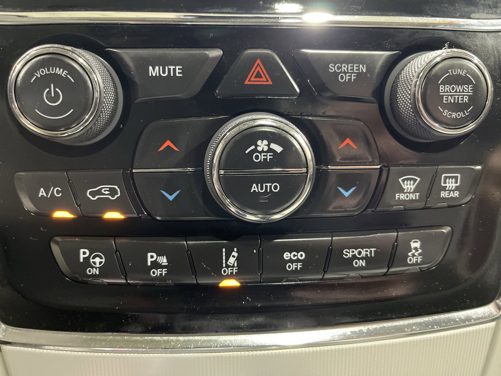 Used 2019 Jeep Grand Cherokee Summit image 25