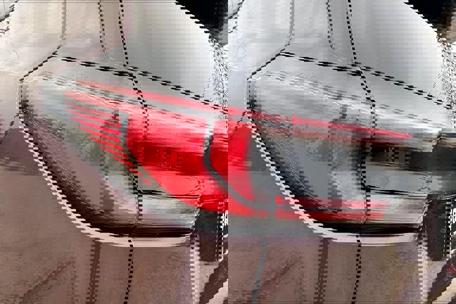 Used 2024 GMC Acadia Elevation image 27