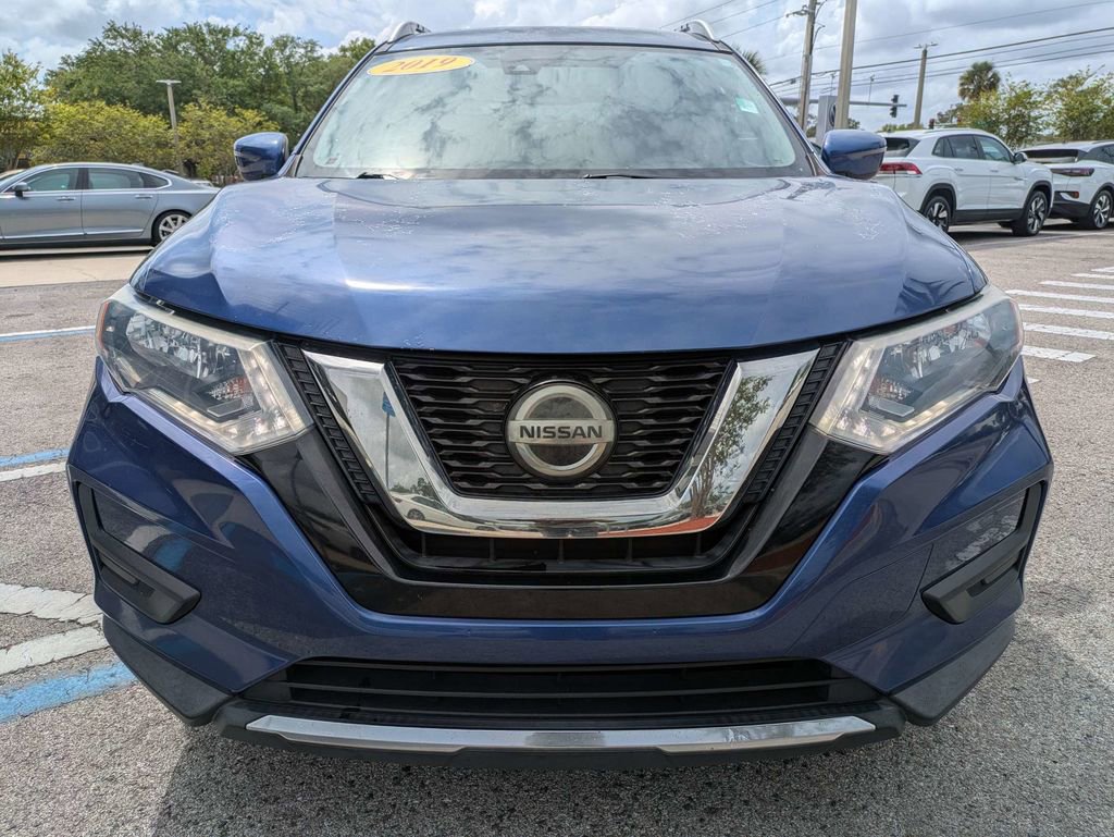 Used 2019 Nissan Rogue SV image 9