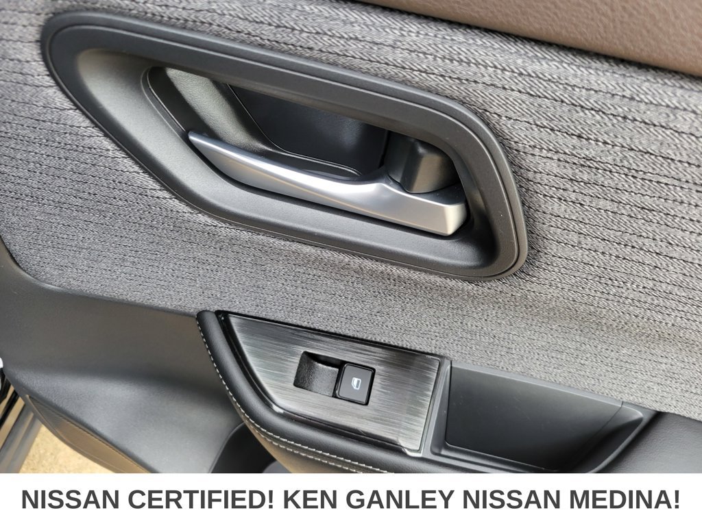 Certified 2021 Nissan Rogue SV AWD/4WD image 46