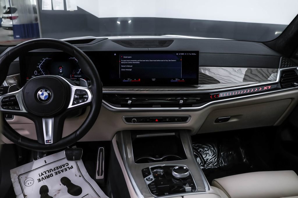 Used 2023 BMW X7 xDrive40i w/ M Sport Package image 21