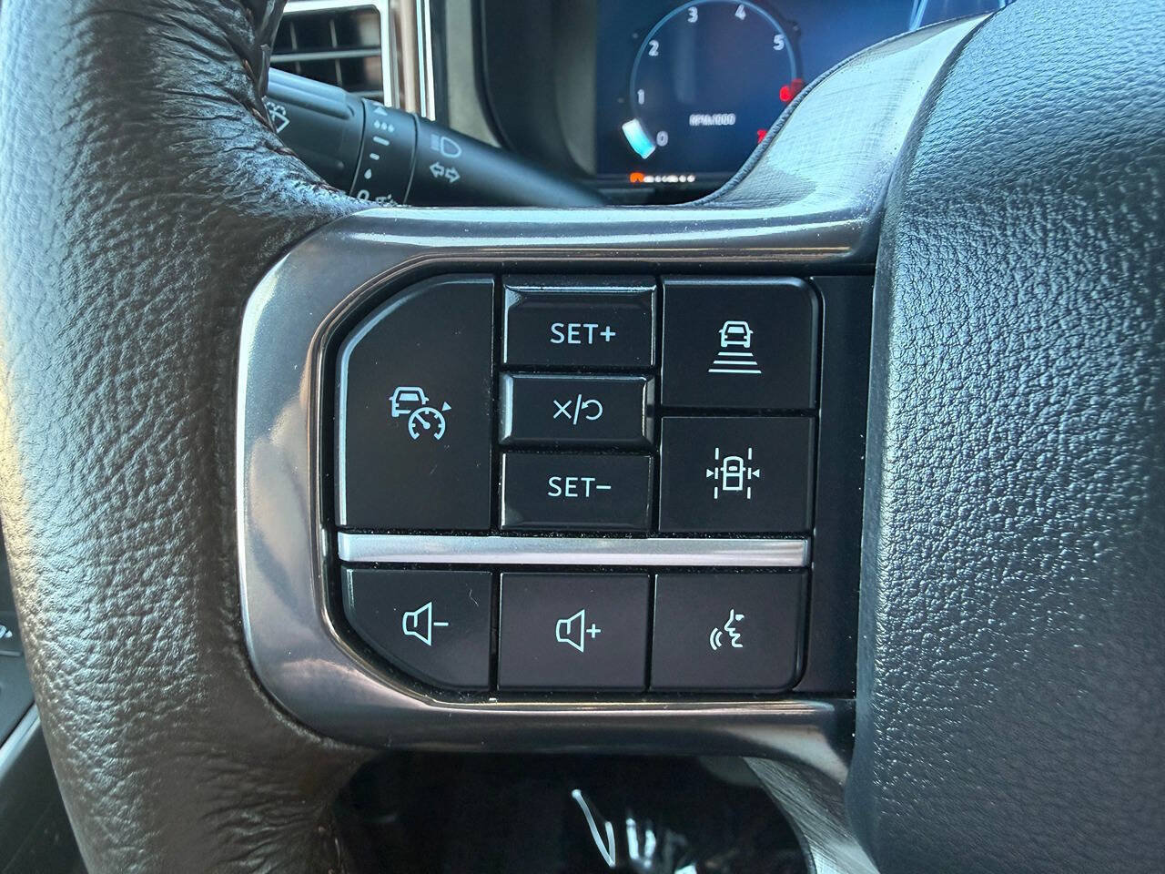 Used 2024 Ford F350 King Ranch AWD/4WD image 40