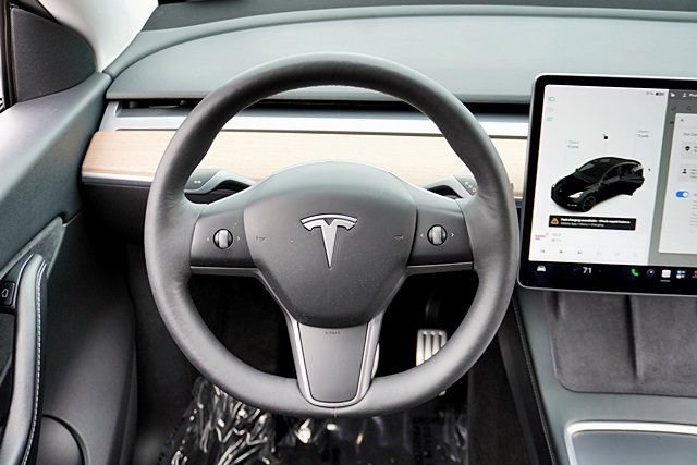 Used 2021 Tesla Model Y Performance AWD/4WD image 31