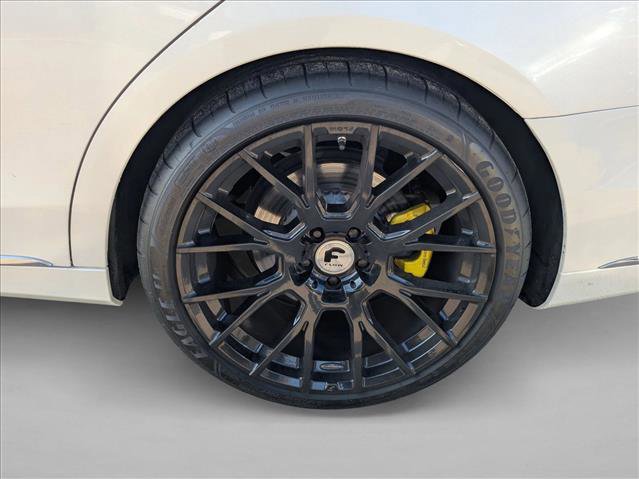 Used 2017 Mercedes-Benz S 550 Sedan image 6