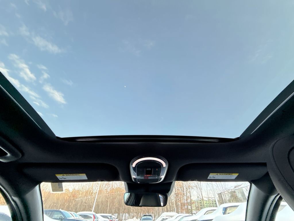 Used 2023 Hyundai Ioniq 6 Limited image 16