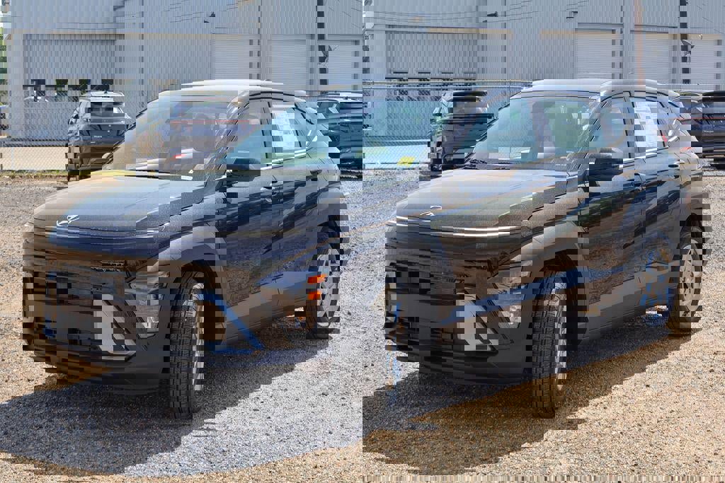 New 2026 Hyundai Kona SE image 28