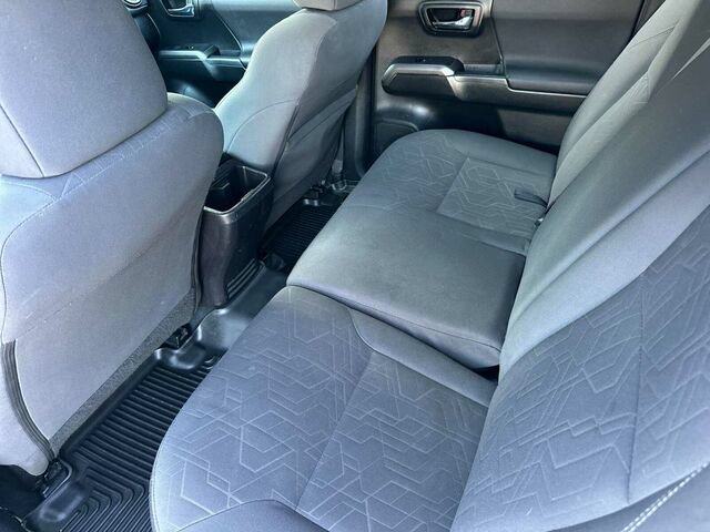 Used 2016 Toyota Tacoma TRD Off-Road w/ Towing Package RWD image 14