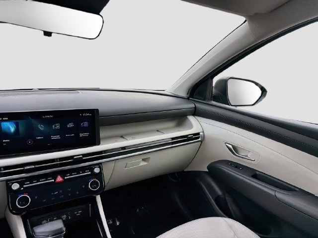 Certified 2025 Hyundai Tucson SEL FWD image 24