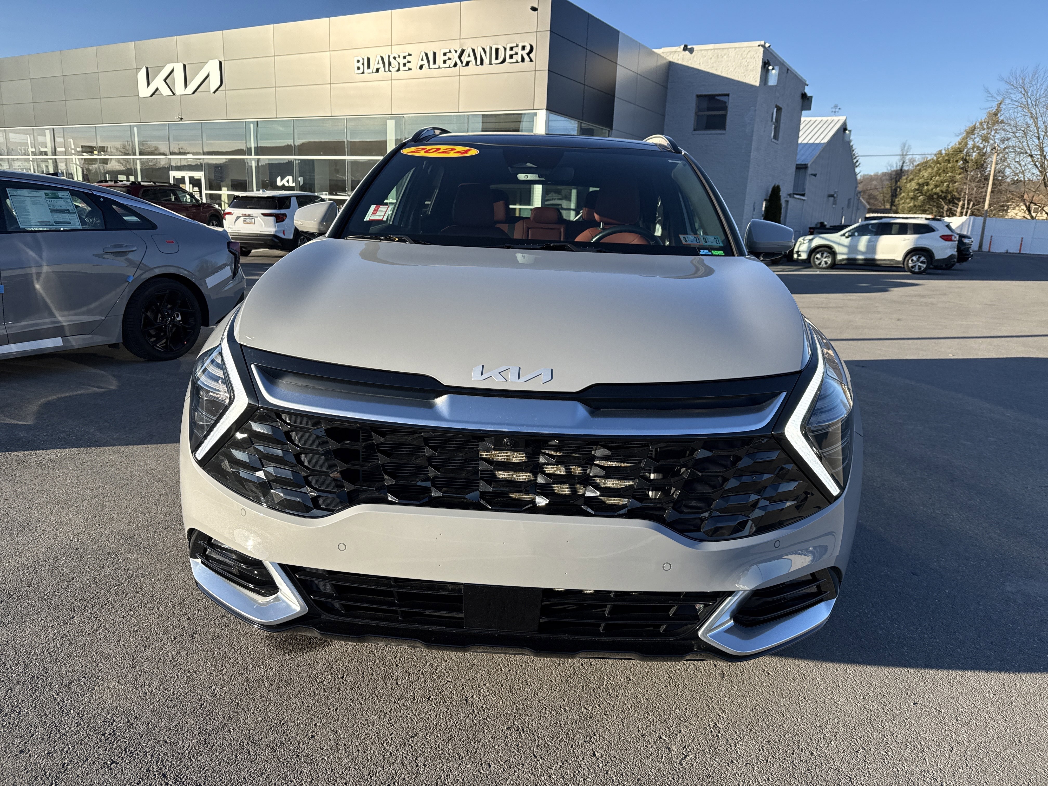 Certified 2024 Kia Sportage SX image 9