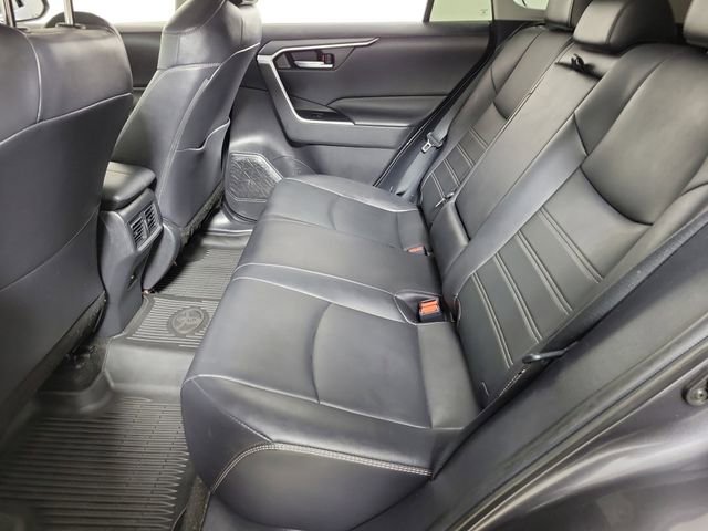 Used 2021 Toyota RAV4 XLE Premium FWD image 12