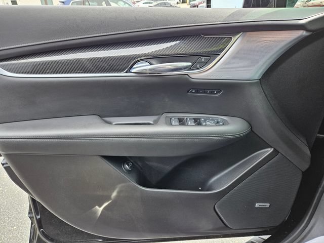Certified 2024 Cadillac XT6 Sport w/ Technology Package AWD/4WD image 30