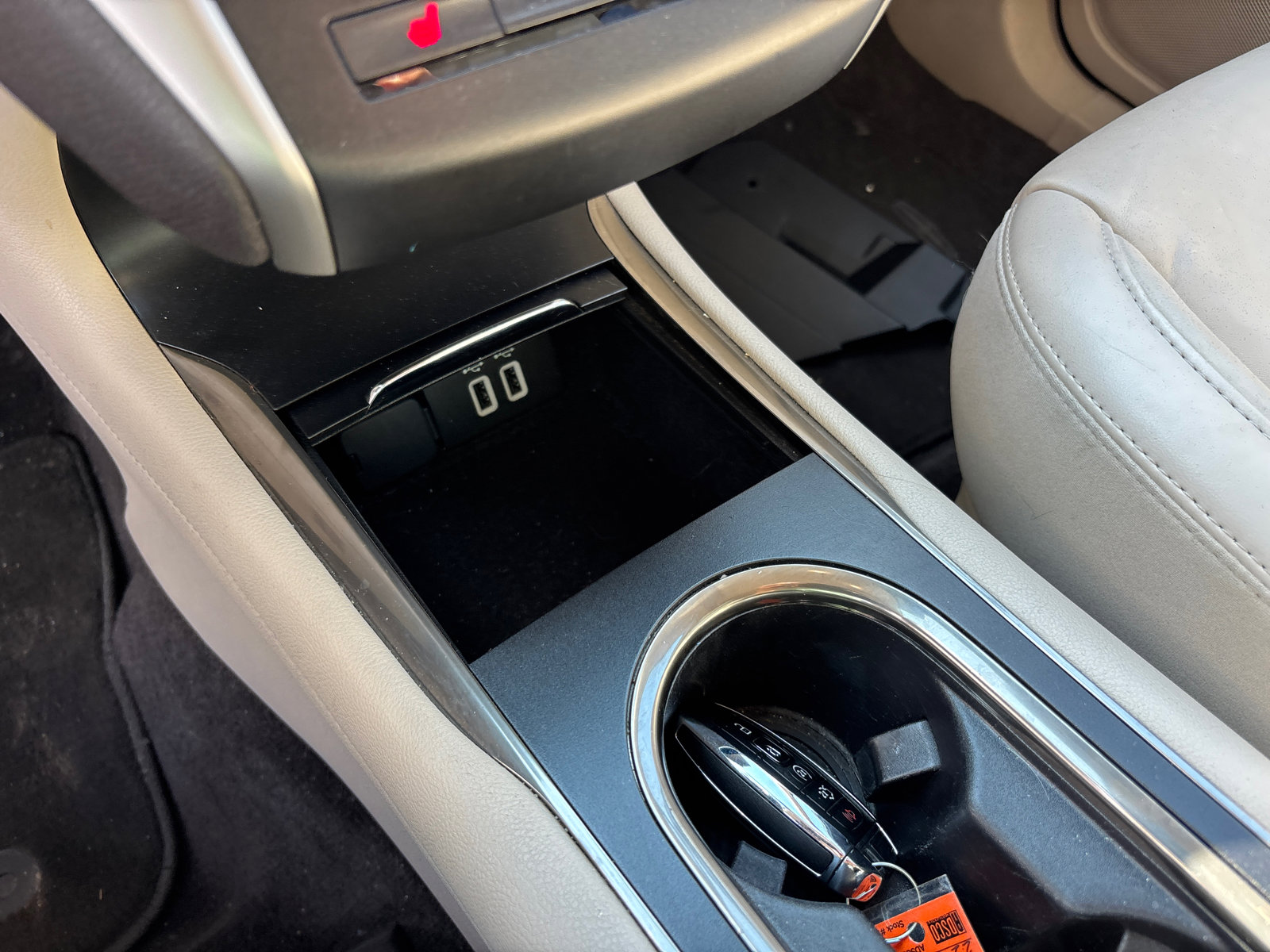 Used 2017 Lincoln MKC Select w/ Select Plus Package FWD image 22