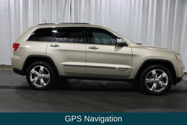 Used 2011 Jeep Grand Cherokee Overland Summit AWD/4WD image 2