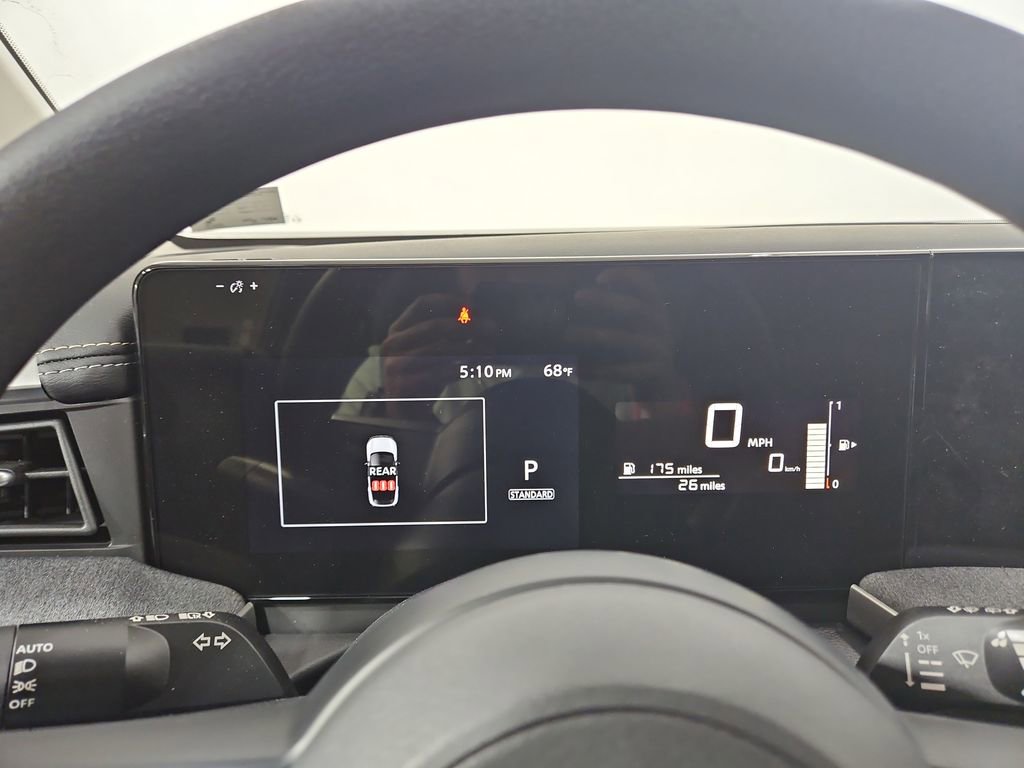 New 2025 Nissan Kicks SV w/ SV Premium Package image 15