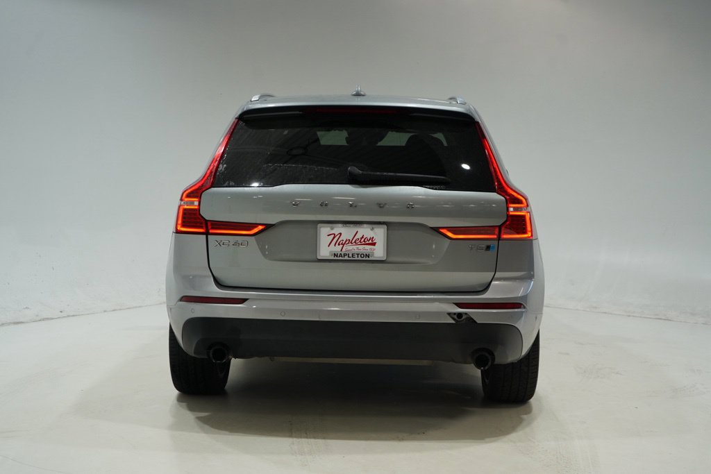 Used 2018 Volvo XC60 T5 Momentum w/ Convenience Package AWD/4WD image 7