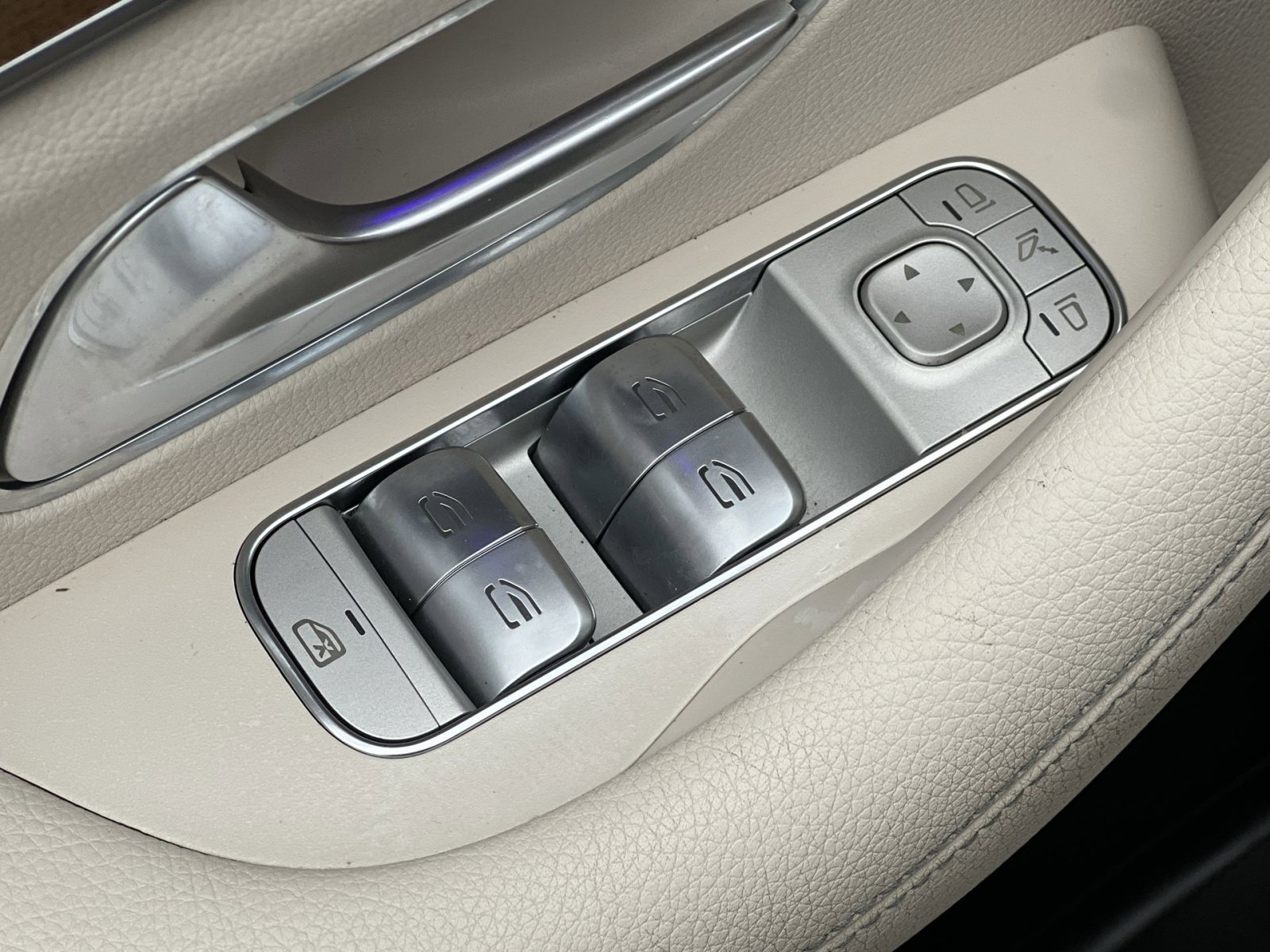 Certified 2022 Mercedes-Benz GLE 350 4MATIC image 13