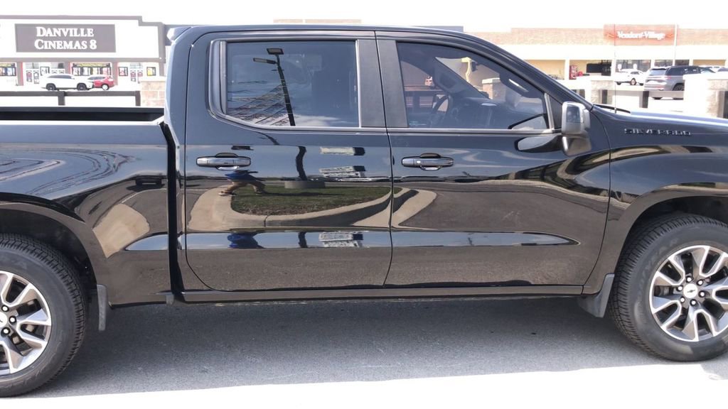 Used 2021 Chevrolet Silverado 1500 RST w/ Bed Protection Package AWD/4WD image 8