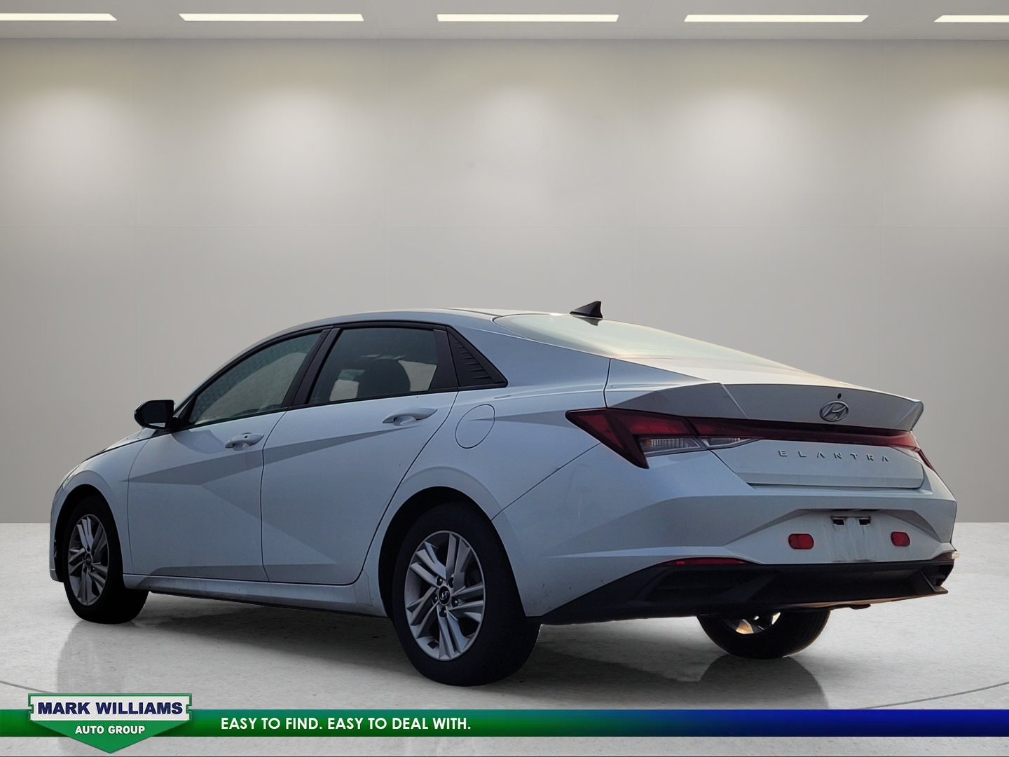 Used 2021 Hyundai Elantra SEL FWD image 6