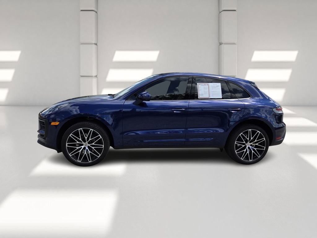 Used 2024 Porsche Macan w/ Premium Plus Package AWD/4WD image 7